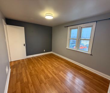 For Lease - 248 Toronto Avenue, Oshawa, Ontario - Photo 1