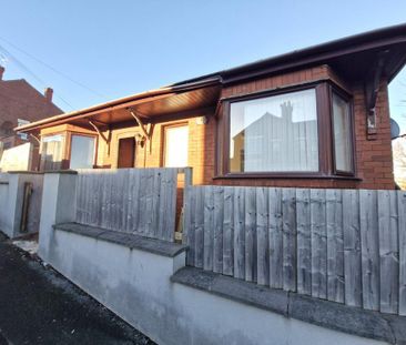 2 bedroom bungalow to rent - Photo 2