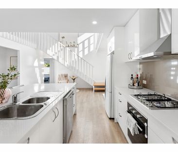 53 Rio Vista Boulevard, - Photo 2