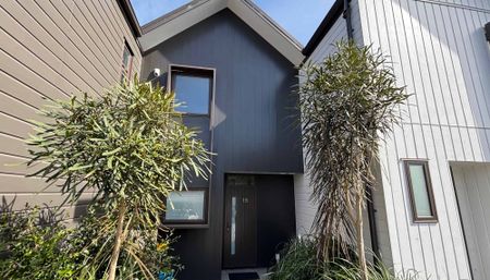 15 Ron Deal Way, Epuni, Lower Hutt - Photo 2