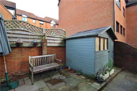 1 bedroom apartment to rent - Photo 4