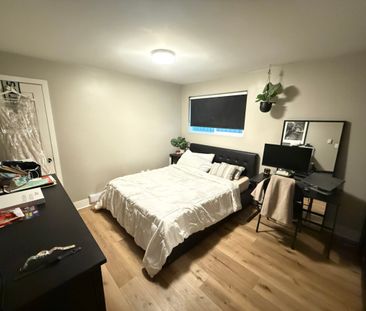 Modern Suite in Burnaby - Photo 5