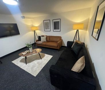 1 bedroom in a house share to rent - Photo 1