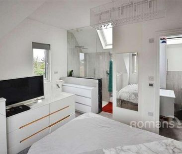 Orchardville, Burnham, SL1 - Photo 3