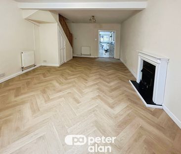 MERTHYR TYDFIL - Photo 3