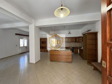 Διαμέρισμα για ενοικίαση - Ηράκλειο Κρήτης, - Photo 2