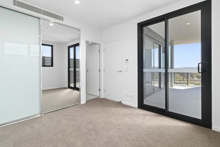 Convenient Location in the Heart of Gungahlin - Photo 4