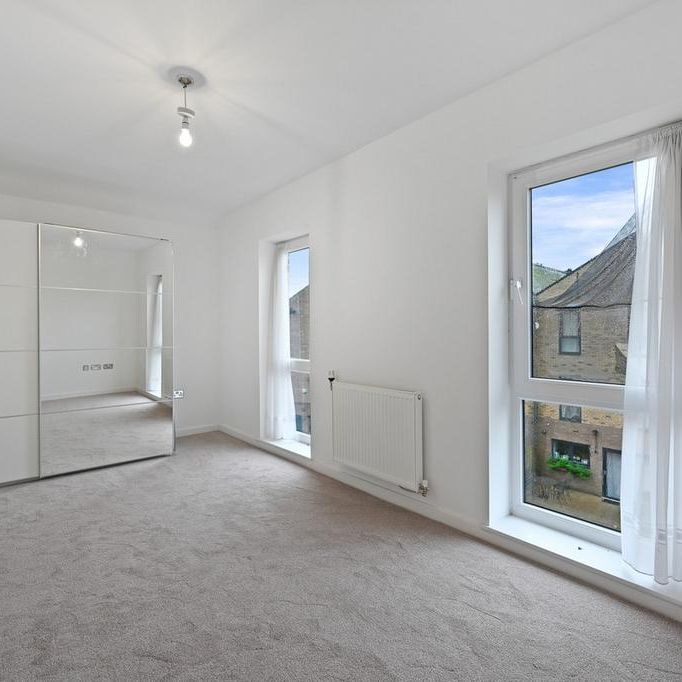 3 bedroom townhouse to rent - Photo 1