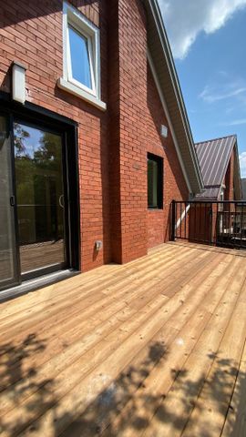 For Lease - 31 Pequegnat Avenue, Kitchener, Ontario - Photo 4