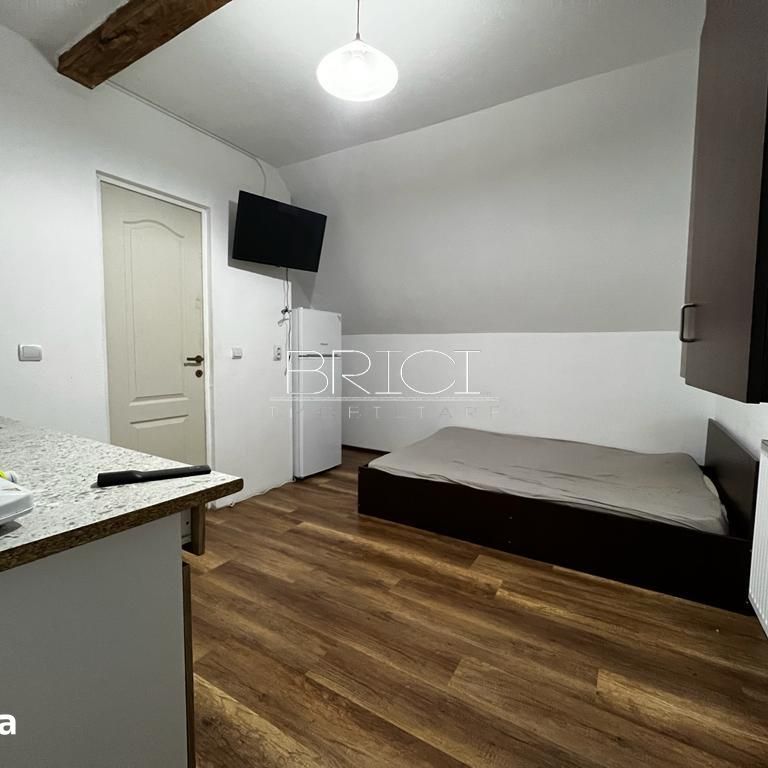 Garsoniera, cu Terasa, zona Grivitei - Fotografie 1