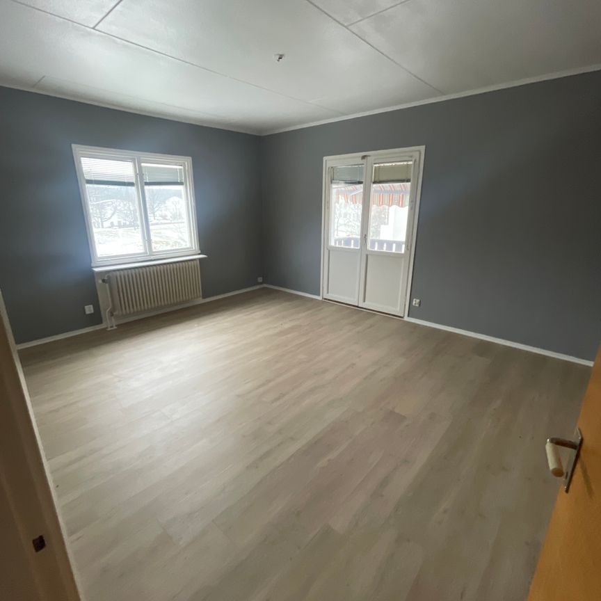 Floragatan, Flen - Foto 1