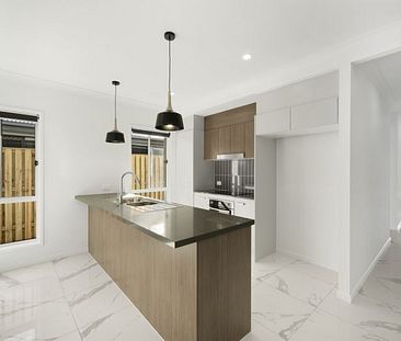 Brand New Family home ready for long term tenants - Photo 3