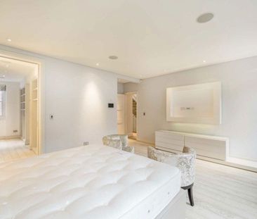 Shepherds Close, Mayfair, W1K - Photo 1