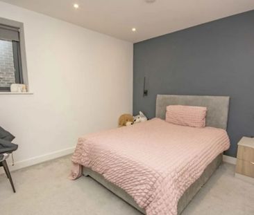 Chronicle Avenue, London, NW9 4BH - Photo 3