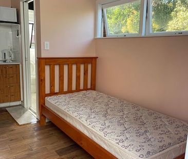 Private Studio - Power/Water Included - Photo 1