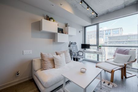 For Lease - 39 Brant Street Unit# 804, Toronto, Ontario - Photo 4