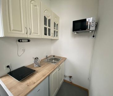 Location Appartement 1 pièce 15m² - Photo 1
