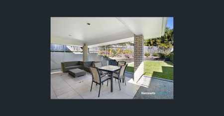 Family Home in Sought After Location - Photo 4