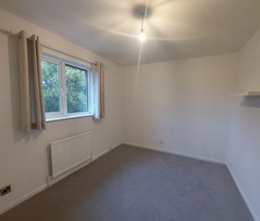 Monmouth Close, Eastleigh, Chandlers Ford - Photo 3