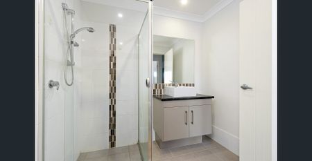 Perfectly positioned - Photo 3