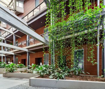 Fully Furnished 3-Month Woolstore Retreat - Photo 2