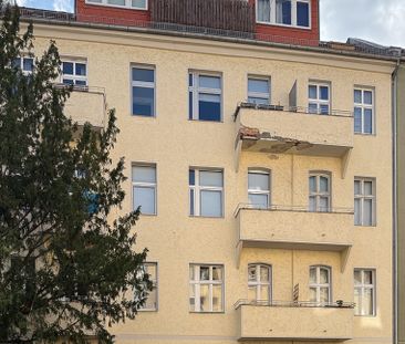 GEMÜTLICHE SINGELWOHNUNG IN VERKEHRSGÜNSTIGER LAGE - MODERN MÖBLIERT - Photo 1