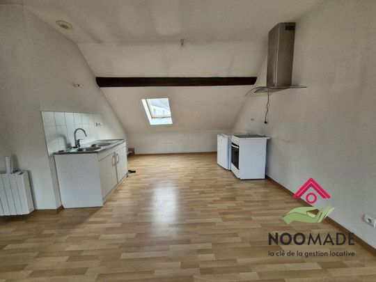 F3 mansardé 2e étage - DIEBLING - Photo 1