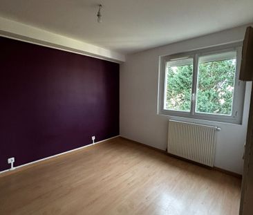 Location Appartement 3 pièces 77m² - Photo 2