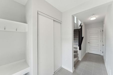 For Lease - 571 Woven Private, Stittsville - Munster - Richmond, Ontario - Photo 4
