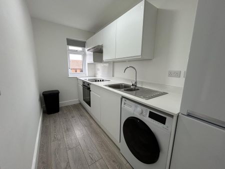 1 bedroom flat to rent - Photo 5