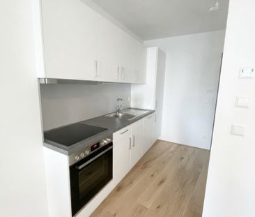 Wohnen mit Balkon: Traumhafte 2-Zimmer-Wohnung direkt an der U3! - Photo 2