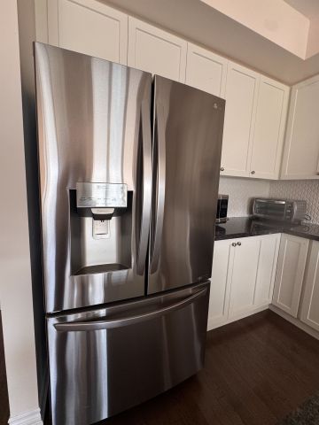 For Lease - 3048 Cascade Common N/A, Oakville, Ontario - Photo 2