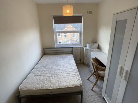 Curzon Terrace, South Bank - P1712 - Photo 3