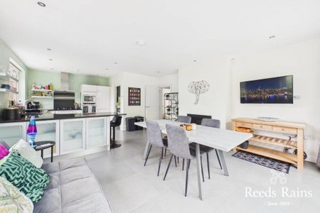 5D Mornington, Annadale Embankment, Belfast, BT7 3JS - Photo 2