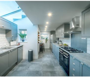 1 bedroom in a house share to rent - Photo 3