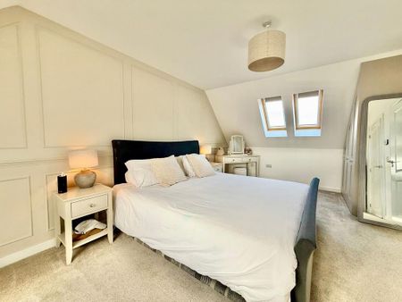 4 bedroom semi-detached house to rent - Photo 5