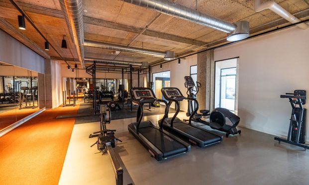 UNIKKE & RÅ STUDIOS PÅ AMAGERBRO MED FITNESS, TAGTERRASSE OG MEGET MERE! - Photo 1