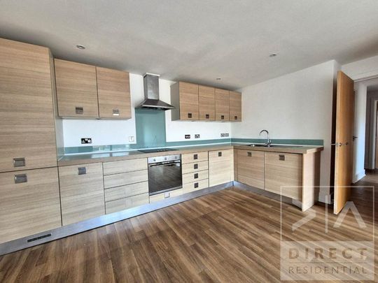 2 bedroom block of apartments to rent - Photo 1