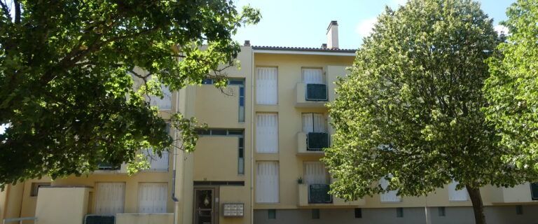 Appartement, 4 pièces – TAULIGNAN - Photo 1