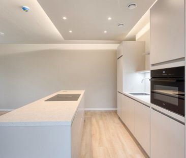 Te huur: Appartement Burgemeester Michiels van Kessenichpassage 5 A... - Foto 5