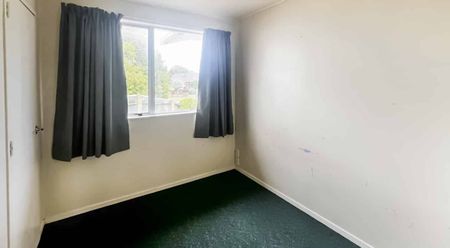 KELVIN GROVE- 4 BEDROOMS - Photo 2