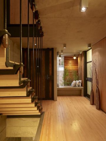 Amazing Four-Bedroom Home with Parking in Prime Redfern Location - Photo 5