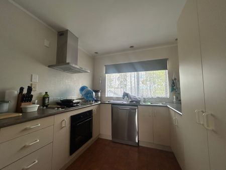 3-Bedroom Home - Available 29 December 2025 - Photo 4