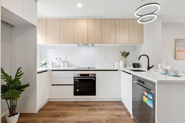 Spacious 3 Bedroom Townhouse for Rent in Mangere - Photo 1