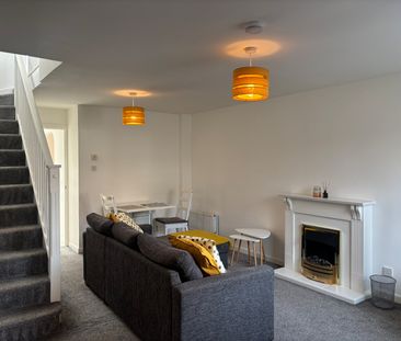 2 bedroom semi-detached house to rent - Photo 1