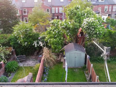 3 Bed Terraced House, Tyzack Road, S8 - Photo 3