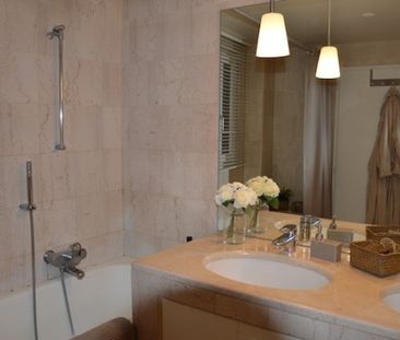 CHARMANTE MAISONNETTE DE VILLAGE AVEC JARDIN - Photo 4