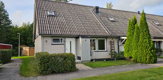 Lingonvägen, Oxelösund - Photo 2
