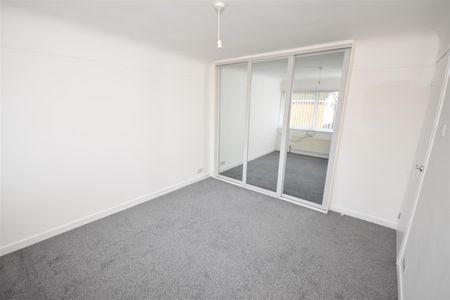 Kingsley Close, Pensby - Photo 2