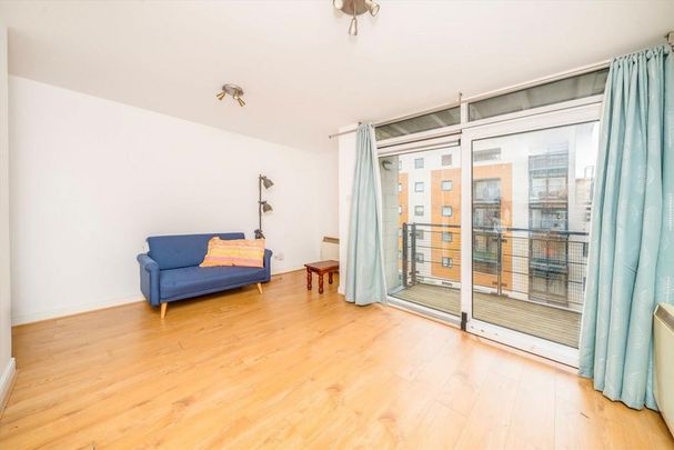 1 bedroom flat to rent - Photo 1